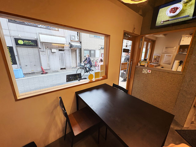 高田馬場（5坪）の店舗物件画像 外観・内観1