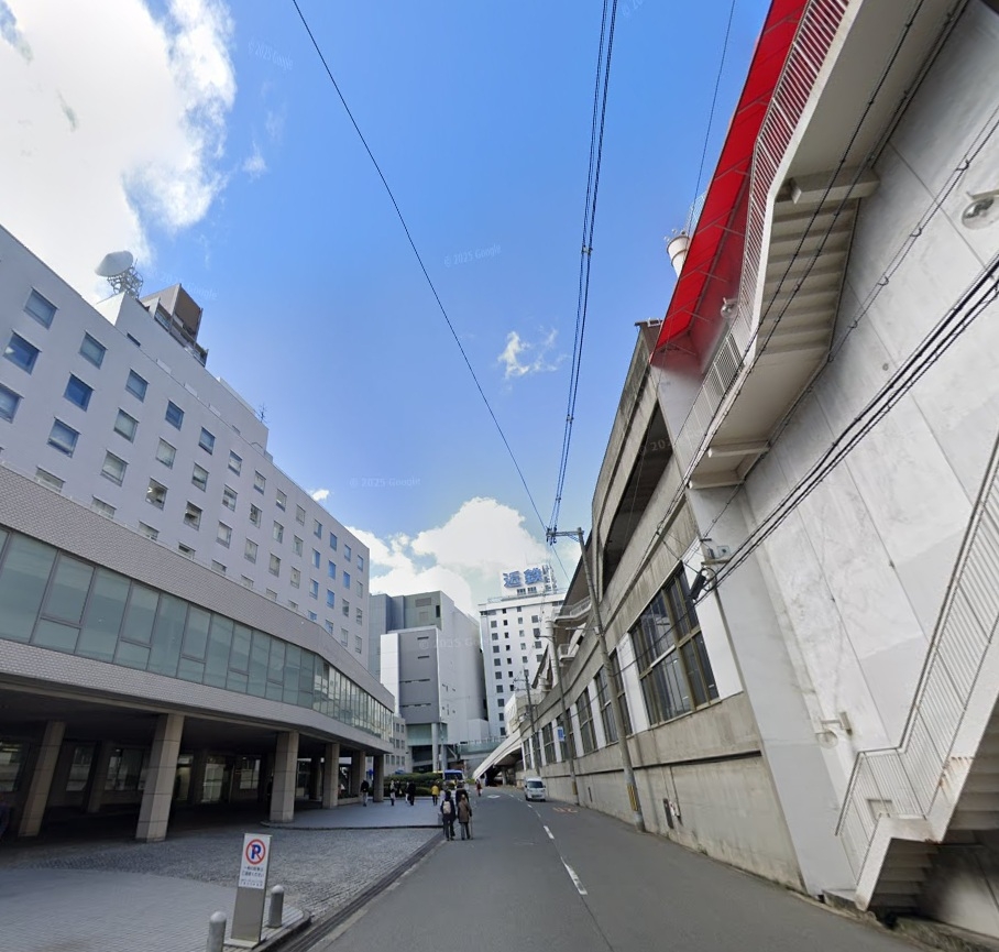 大阪上本町（8坪）の店舗物件画像 外観・内観1
