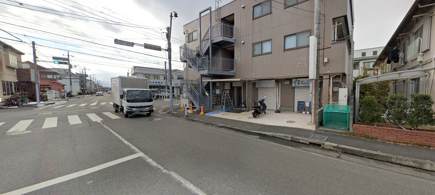 淵野辺（8.79坪）の店舗物件画像 外観・内観1