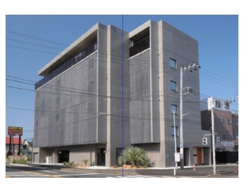 塚田（13.01坪）の店舗物件画像 外観・内観1