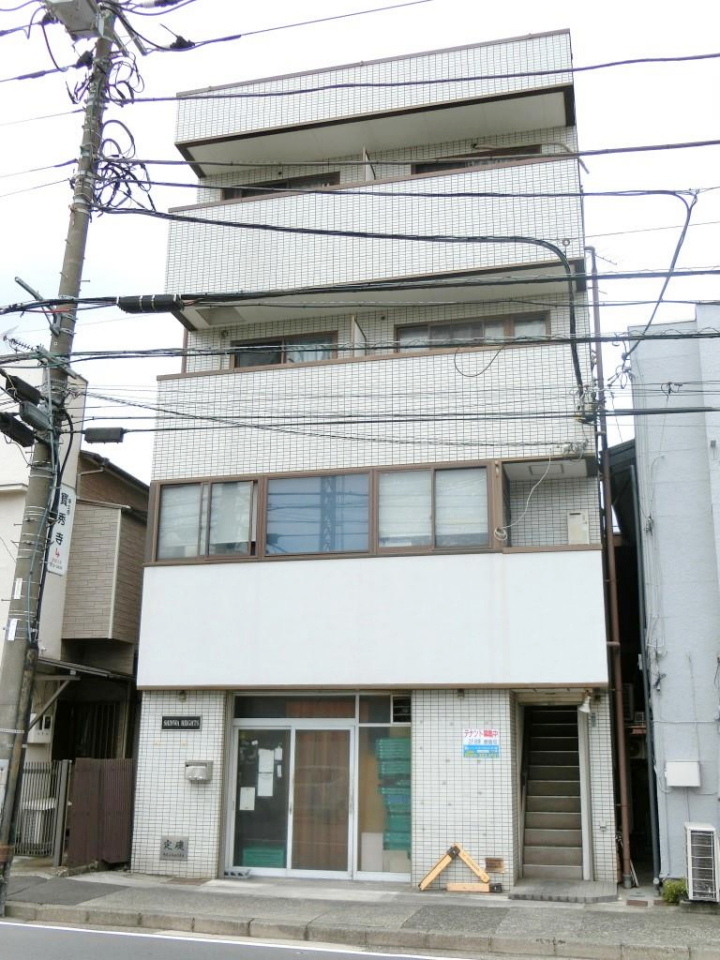 片倉町（25.44坪）の店舗物件画像 外観・内観1