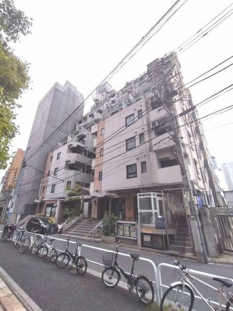 西武新宿（4.42坪）の店舗物件画像 外観・内観1