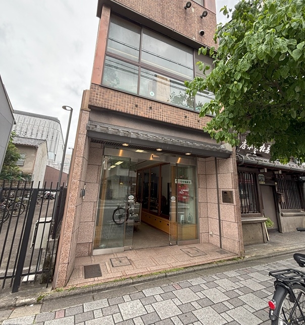 京都（7.2坪）の店舗物件画像 外観・内観1