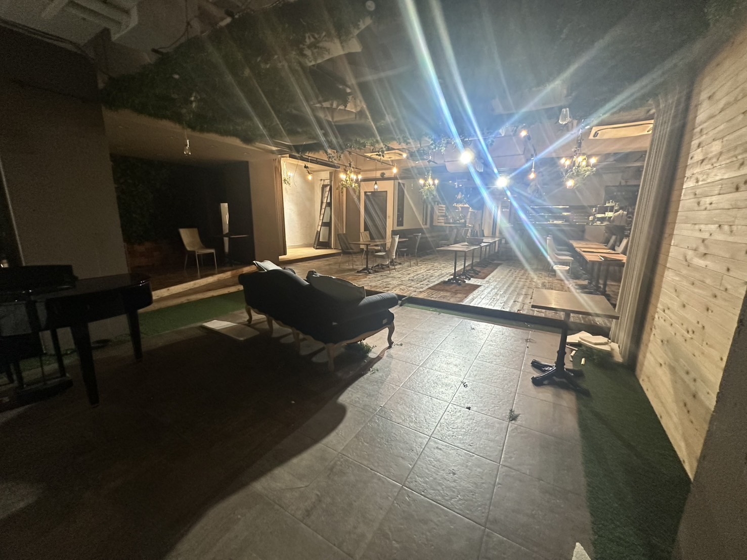 神戸三宮（102.22坪）の店舗物件画像 外観・内観1