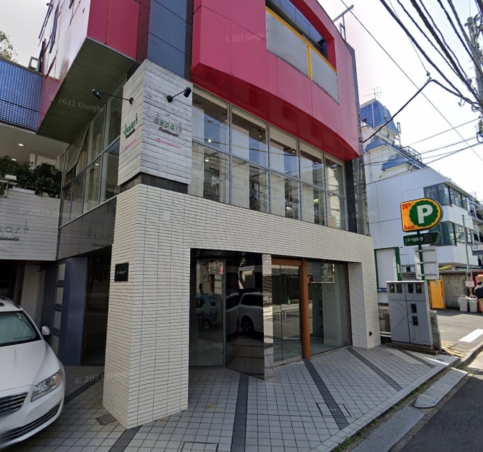 表参道（18.22坪）の店舗物件画像 外観・内観1