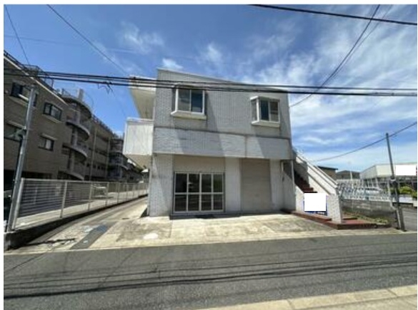 穴川