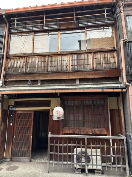 清水五条（36.37坪）の店舗物件画像 外観・内観1