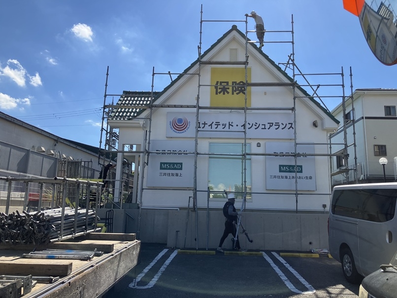 ウッディタウン中央（33.17坪）の店舗物件画像 外観・内観1