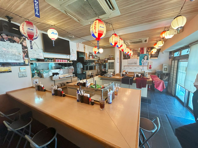 向河原（13.55坪）の店舗物件画像 外観・内観1