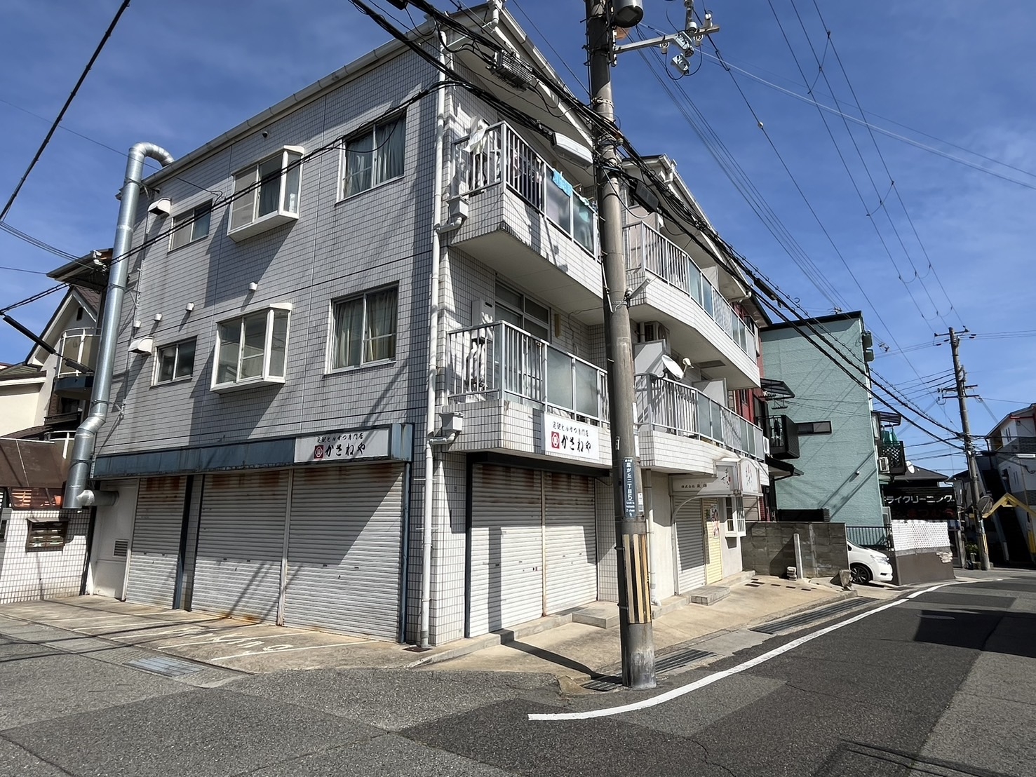 垂水（18.45坪）の店舗物件画像 外観・内観1
