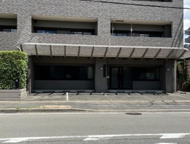 西京極（39.11坪）の店舗物件画像 外観・内観1