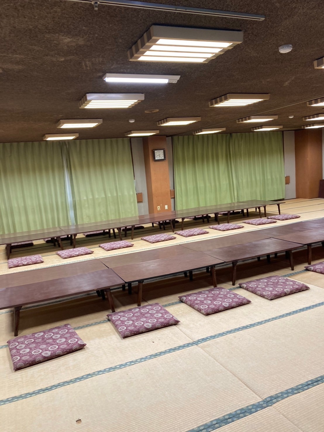 鴻巣（201.31坪）の店舗物件画像 外観・内観1
