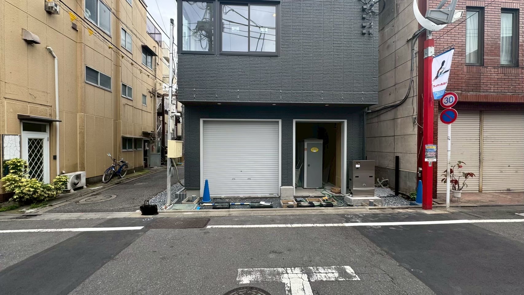 祖師ヶ谷大蔵（11坪）の店舗物件画像 外観・内観1