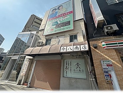 元町（4坪）の店舗物件画像 外観・内観1