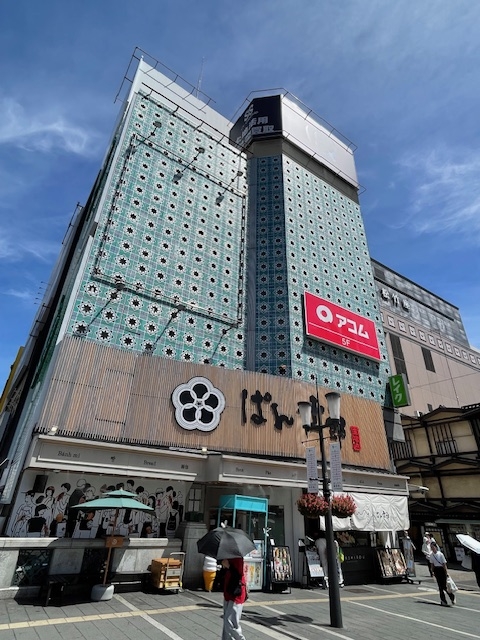 なんば（8坪）の店舗物件画像 外観・内観1