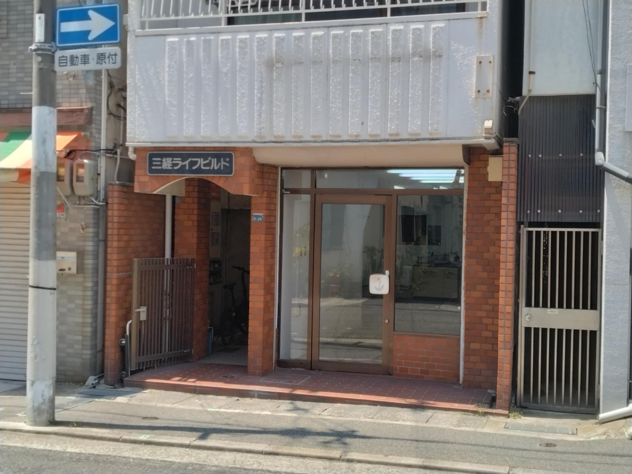 三ノ宮（12.6坪）の店舗物件画像 外観・内観1
