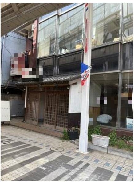 京急久里浜（57.78坪）の店舗物件画像 外観・内観1