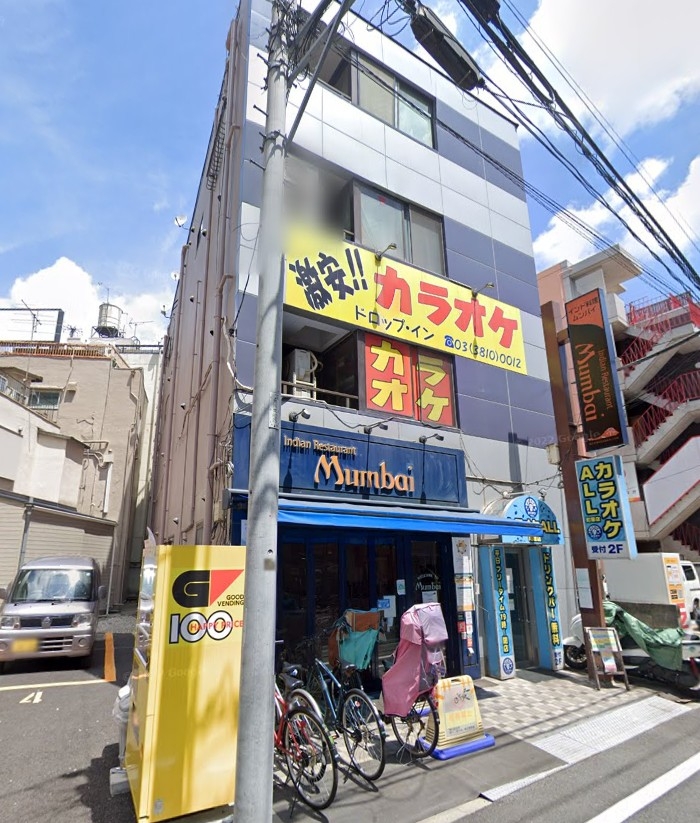 町屋駅前