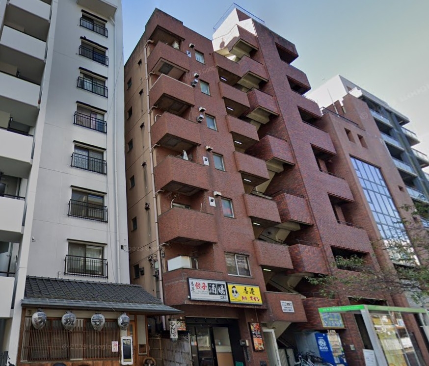 広尾（5.8坪）の店舗物件画像 外観・内観1