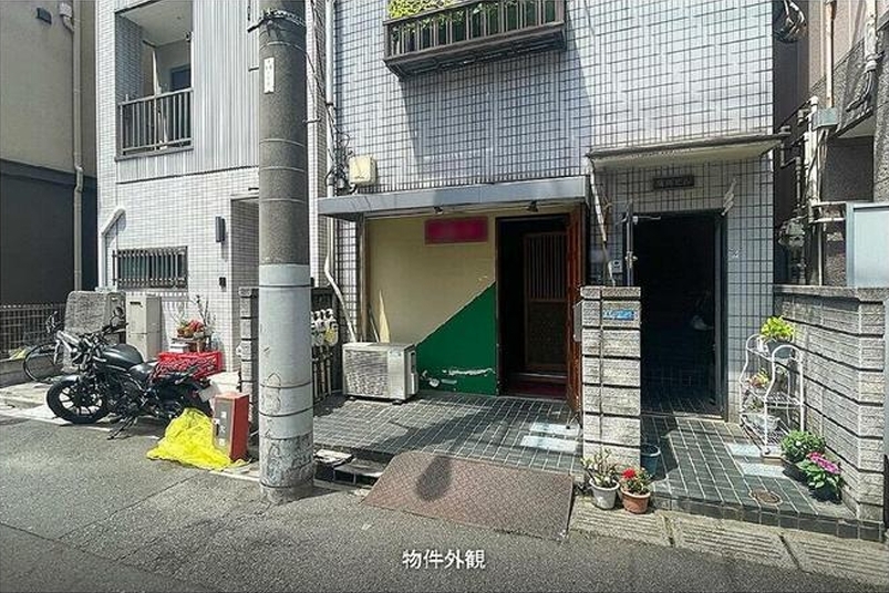 浅草（8坪）の店舗物件画像 外観・内観1