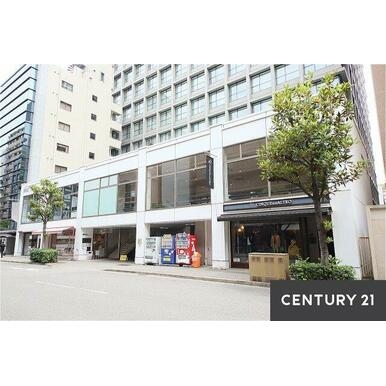三宮・花時計前（27.75坪）の店舗物件画像 外観・内観1