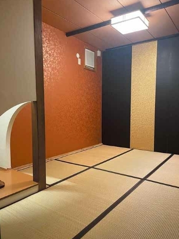 横浜（26.02坪）の店舗物件画像 外観・内観1