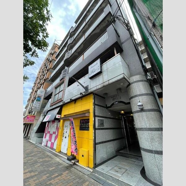 出戸（8.02坪）の店舗物件画像 外観・内観1