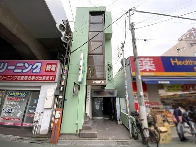 蓮根（18.62坪）の店舗物件画像 外観・内観1