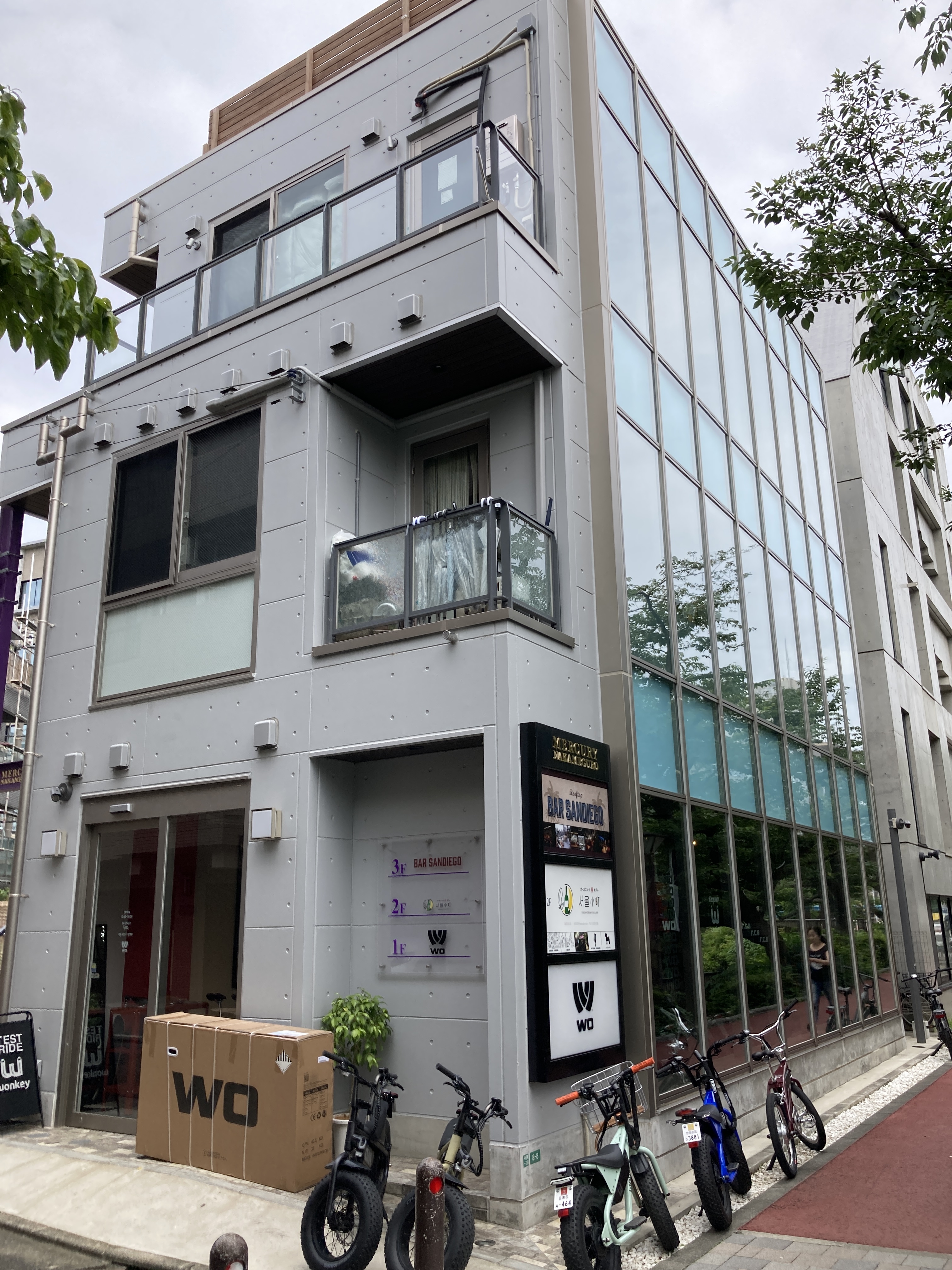 中目黒（14.96坪）の店舗物件画像 外観・内観1