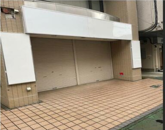 坂戸（37.71坪）の店舗物件画像 外観・内観1