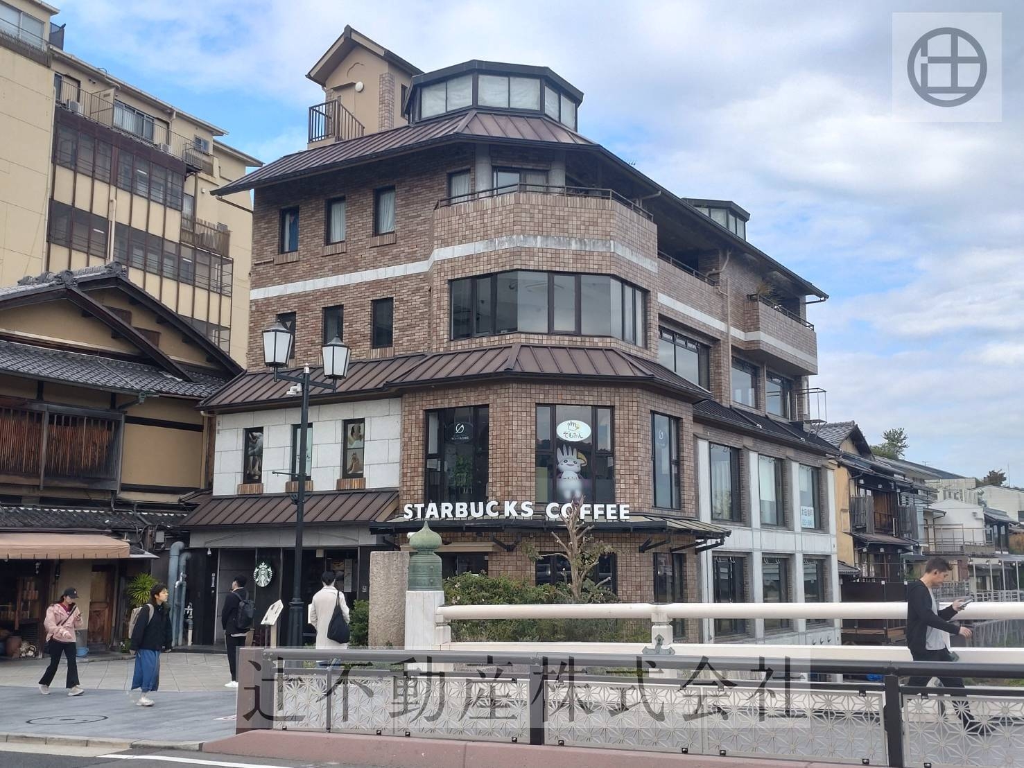 三条（47.55坪）の店舗物件画像 外観・内観1