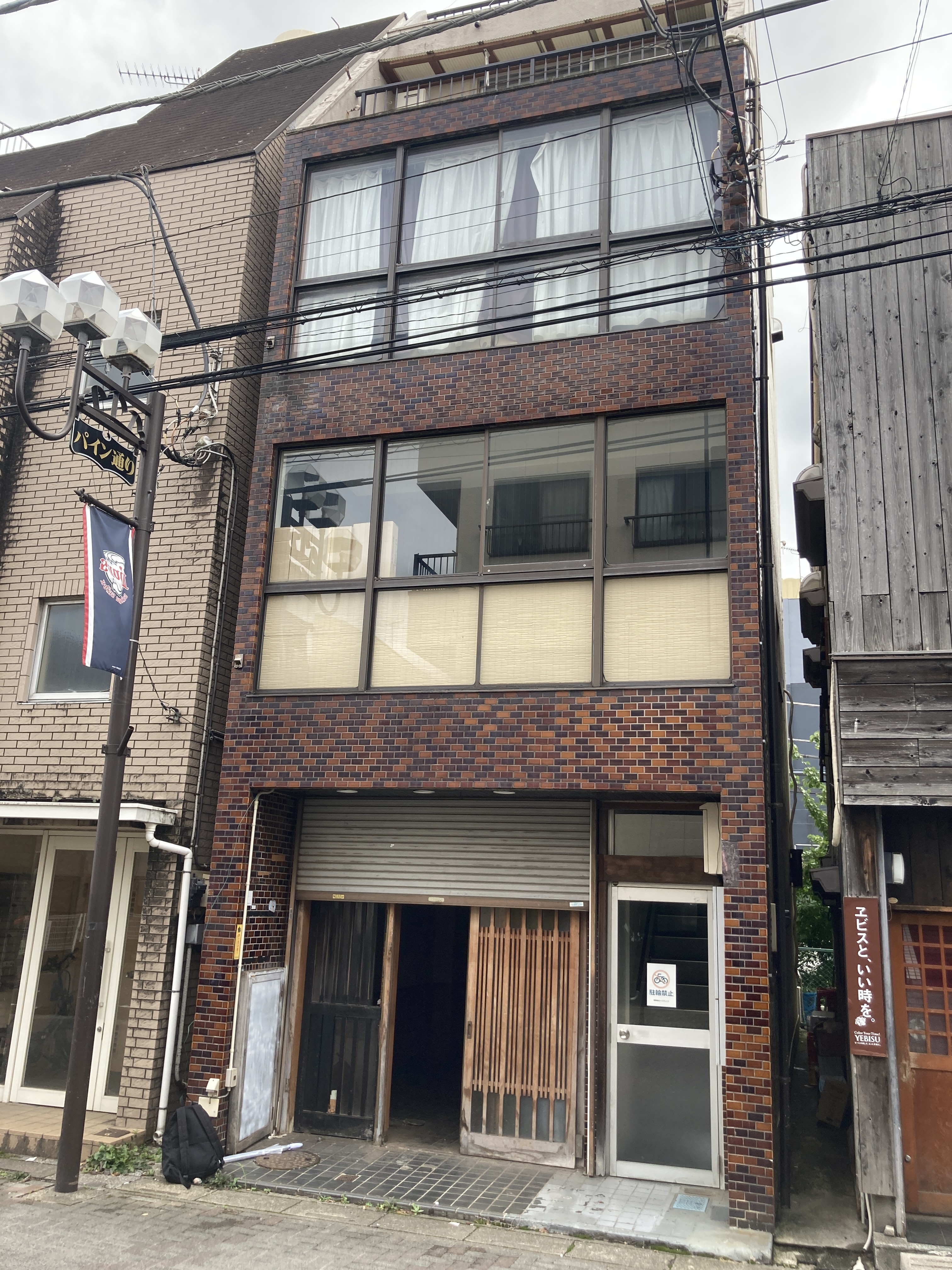 新所沢（10.8坪）の店舗物件画像 外観・内観1