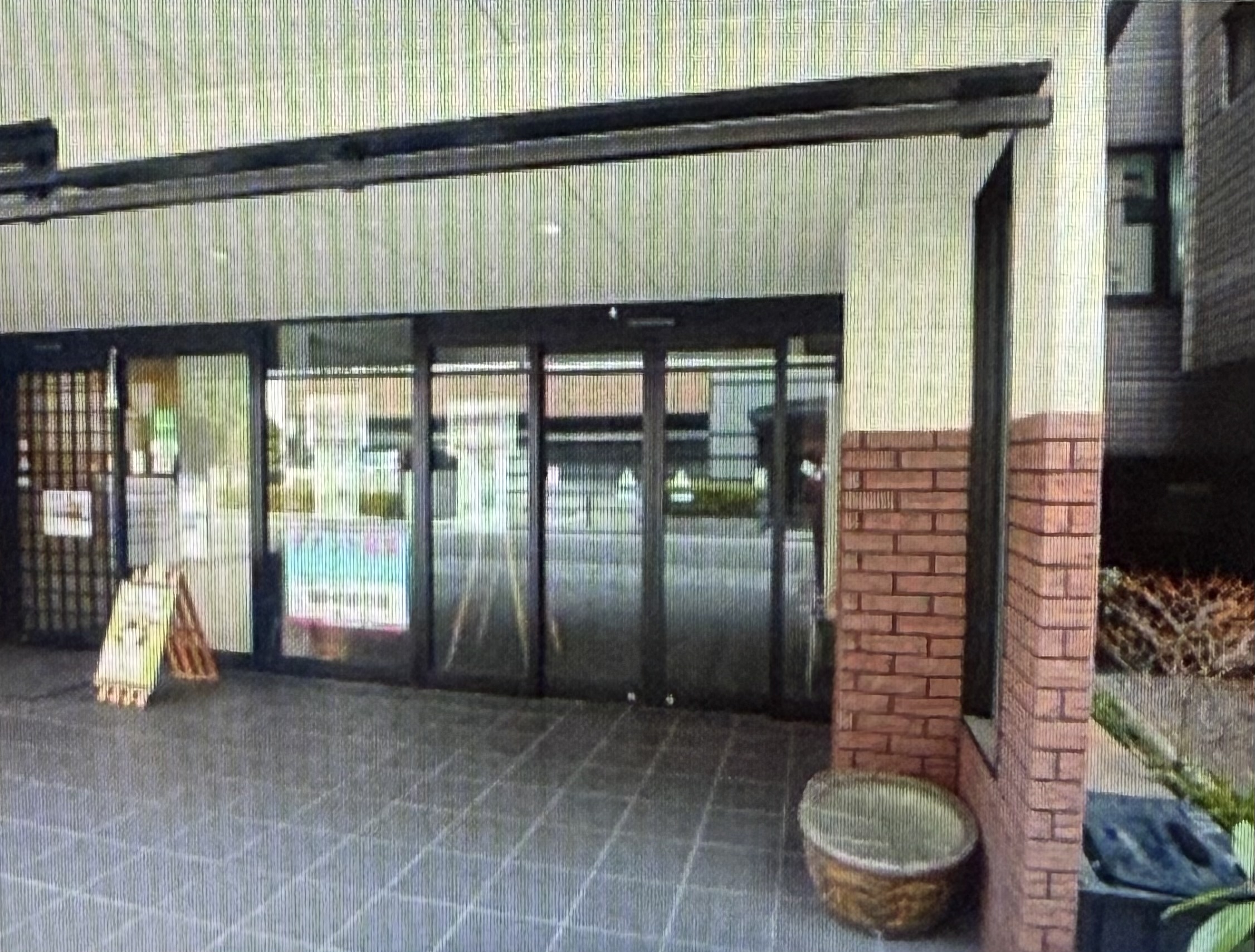 烏丸御池（76.79坪）の店舗物件画像 外観・内観1