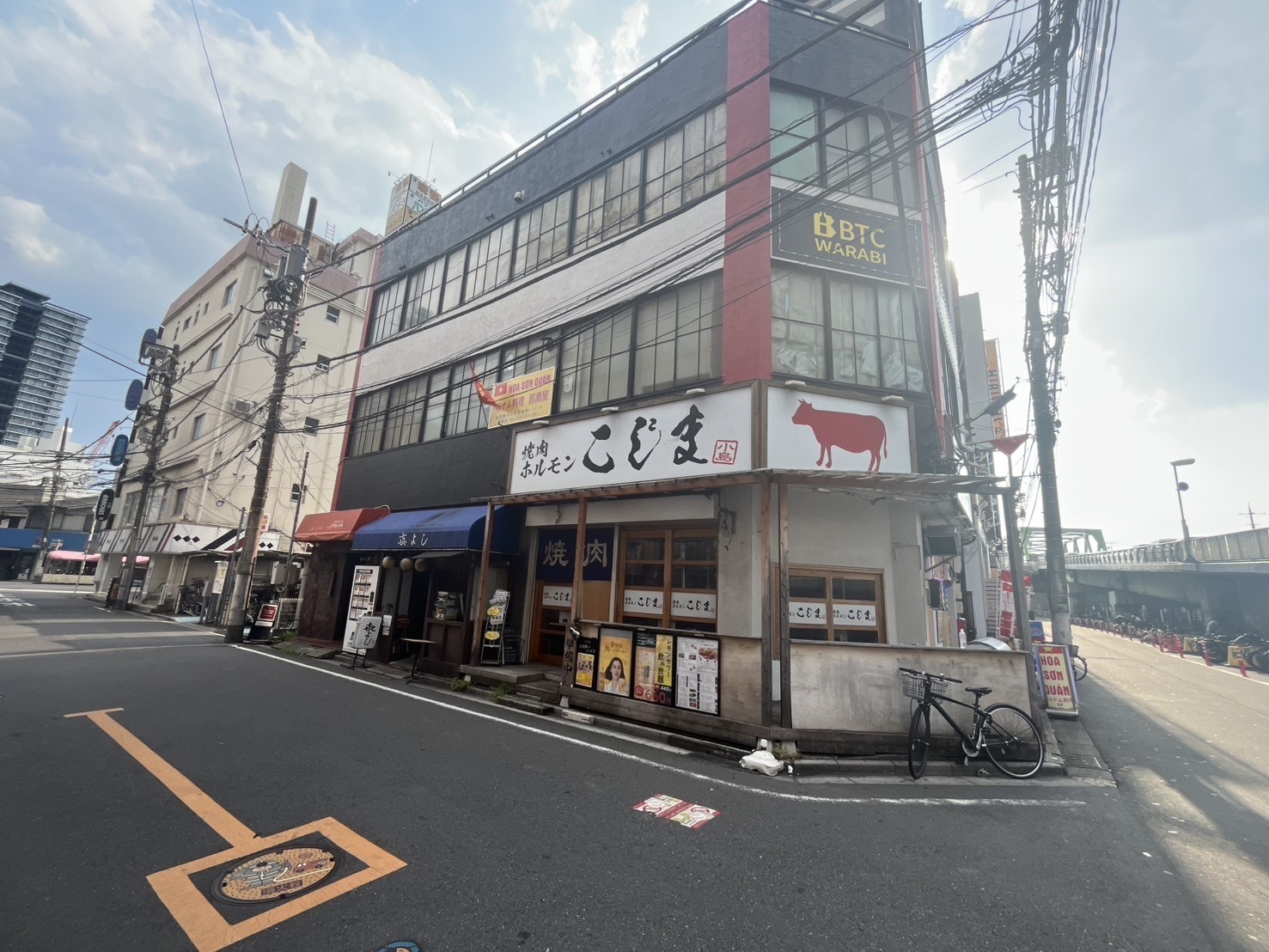 蕨（14坪）の店舗物件画像 外観・内観1