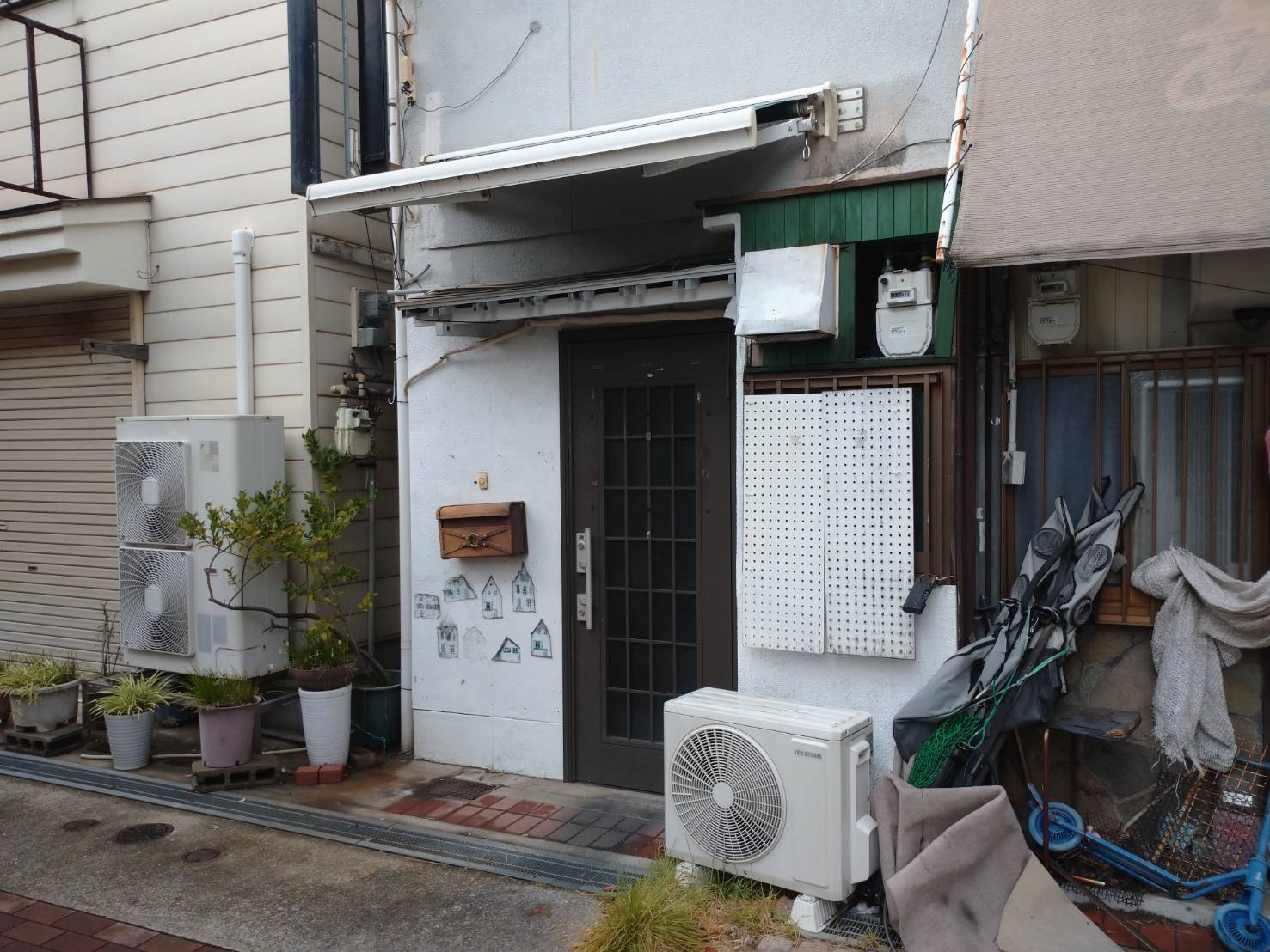 鷹取（12.23坪）の店舗物件画像 外観・内観1