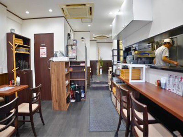 本郷三丁目（16坪）の店舗物件画像 外観・内観1
