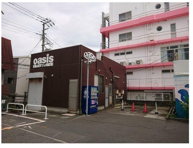 片瀬江ノ島（15.25坪）の店舗物件画像 外観・内観1