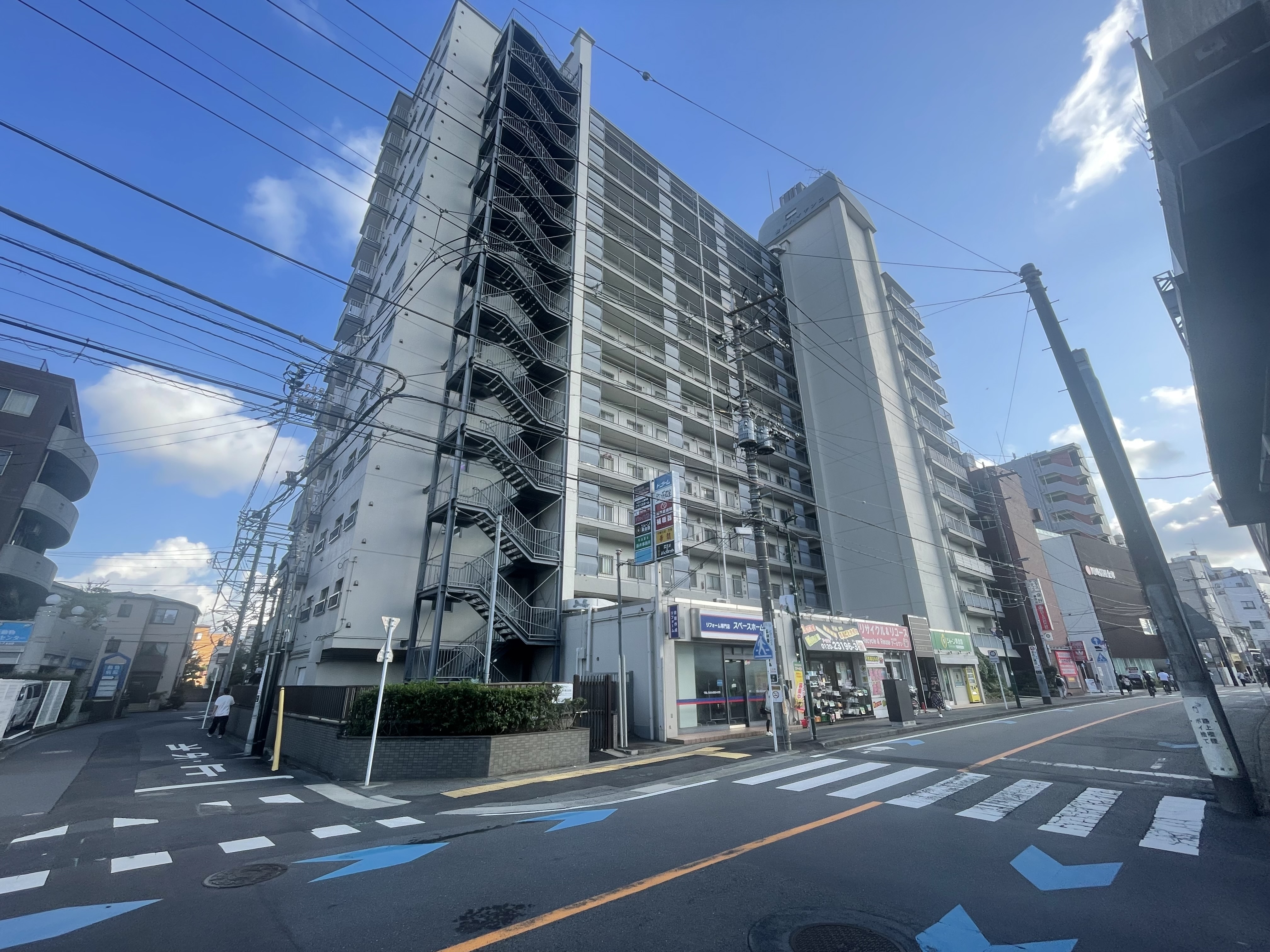 登戸（15.84坪）の店舗物件画像 外観・内観1