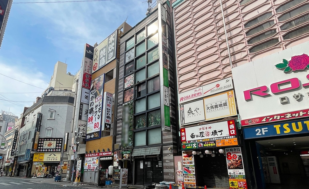 池袋（18.49坪）の店舗物件画像 外観・内観1
