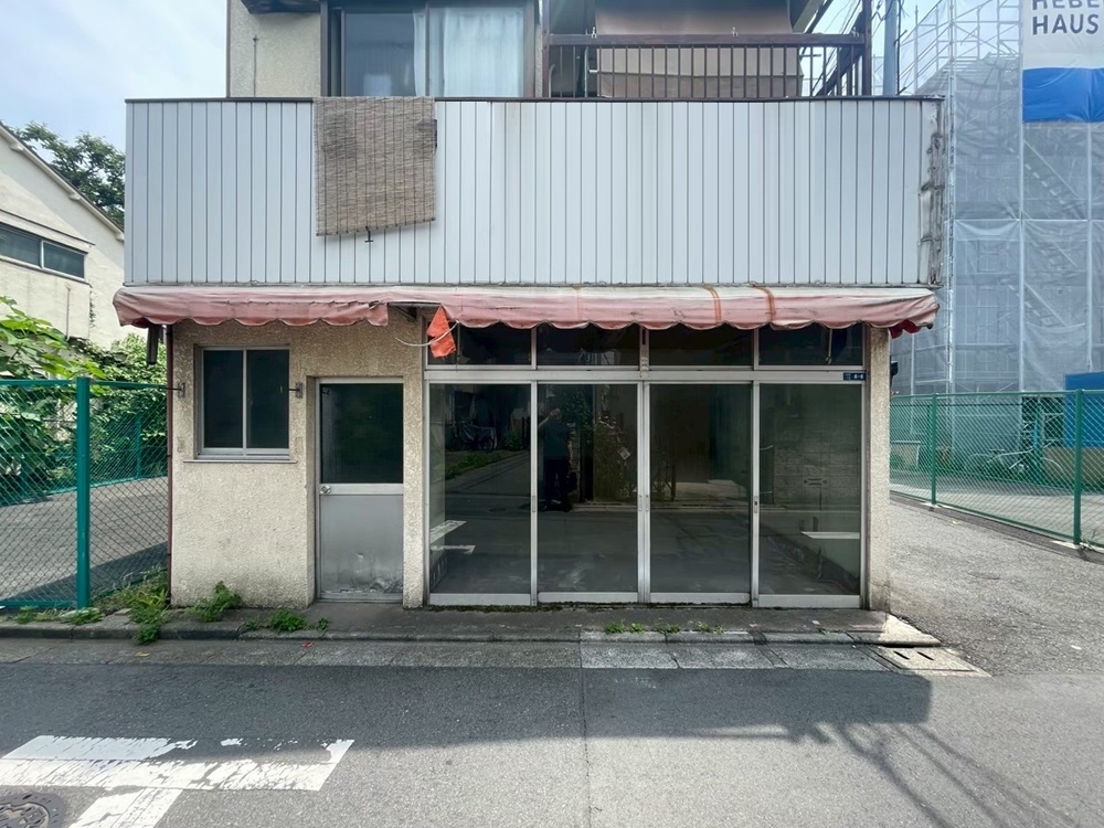 十条（8坪）の店舗物件画像 外観・内観1
