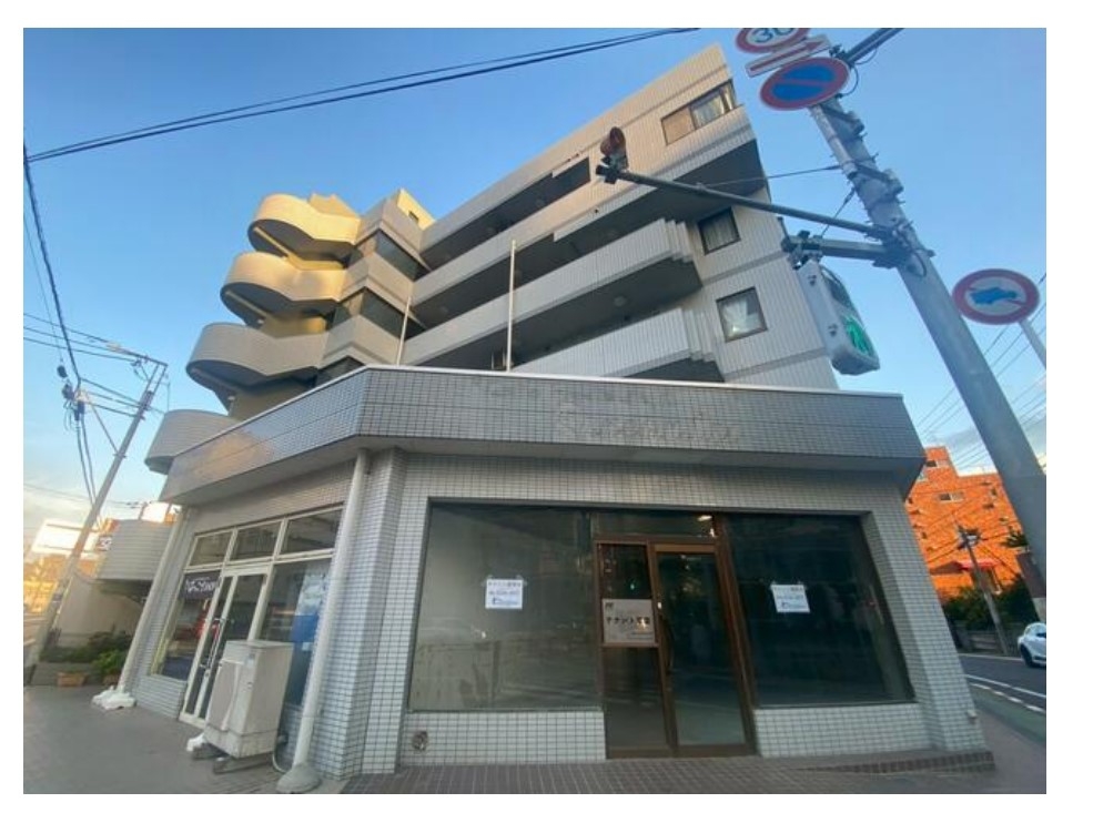 我孫子（15.97坪）の店舗物件画像 外観・内観1