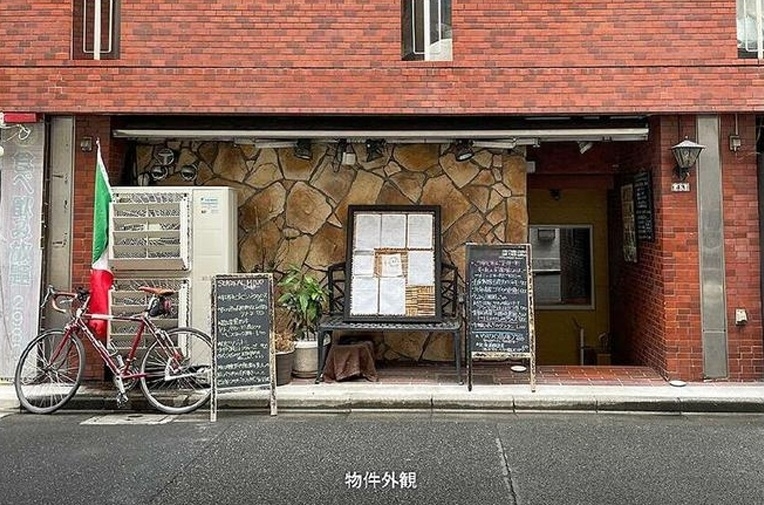 小川町（12.94坪）の店舗物件画像 外観・内観1