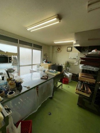 矢切（46.45坪）の店舗物件画像 外観・内観1