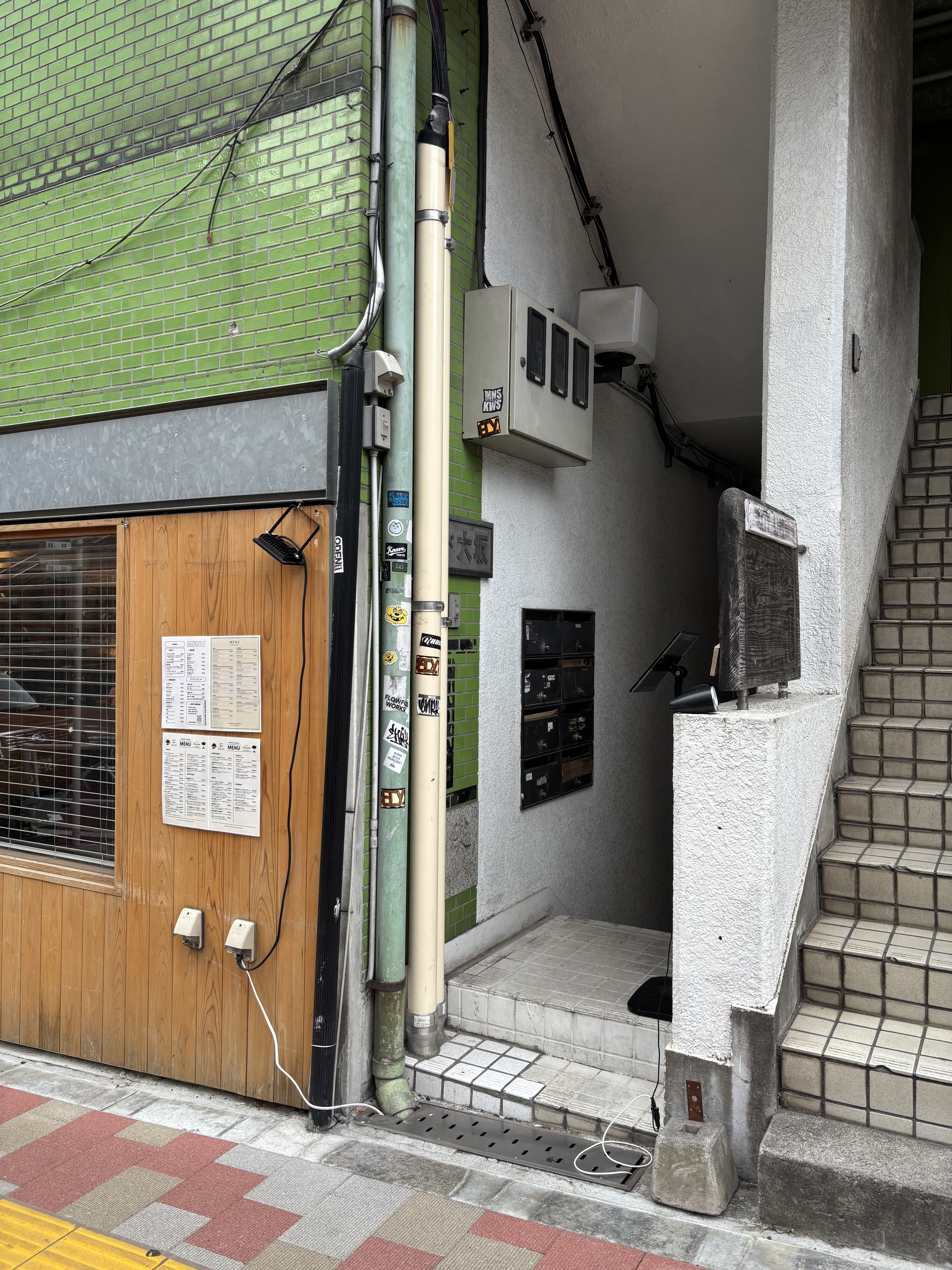 池尻大橋（19.9坪）の店舗物件画像 外観・内観1