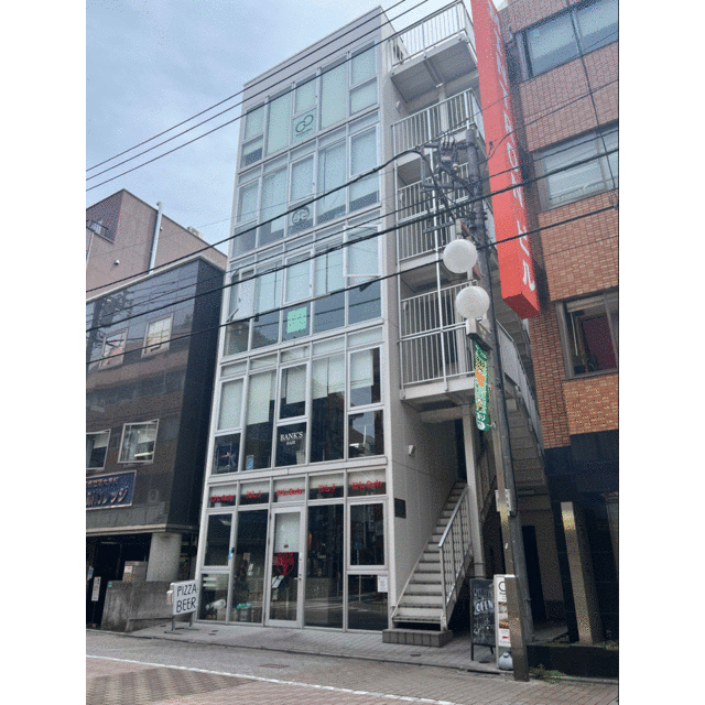 池袋（18.46坪）の店舗物件画像 外観・内観1