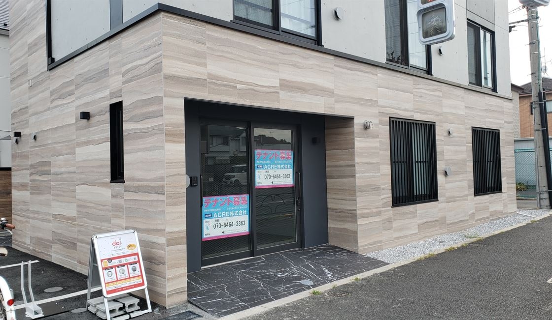 舎人公園（5.45坪）の店舗物件画像 外観・内観1
