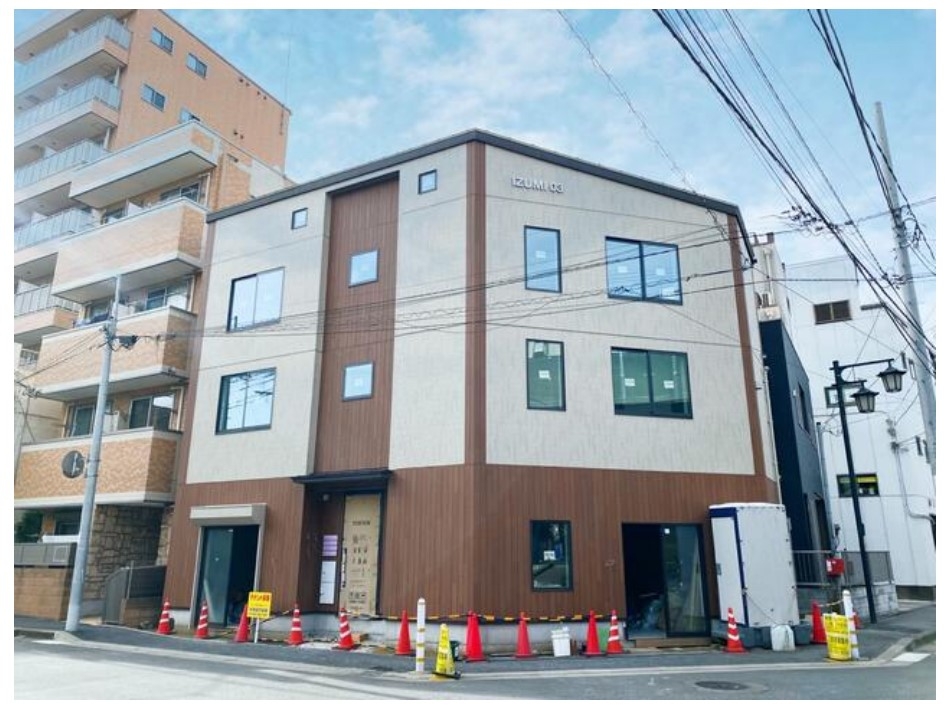 本千葉（8.92坪）の店舗物件画像 外観・内観1