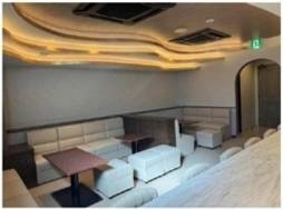三宮（12.94坪）の店舗物件画像 外観・内観1