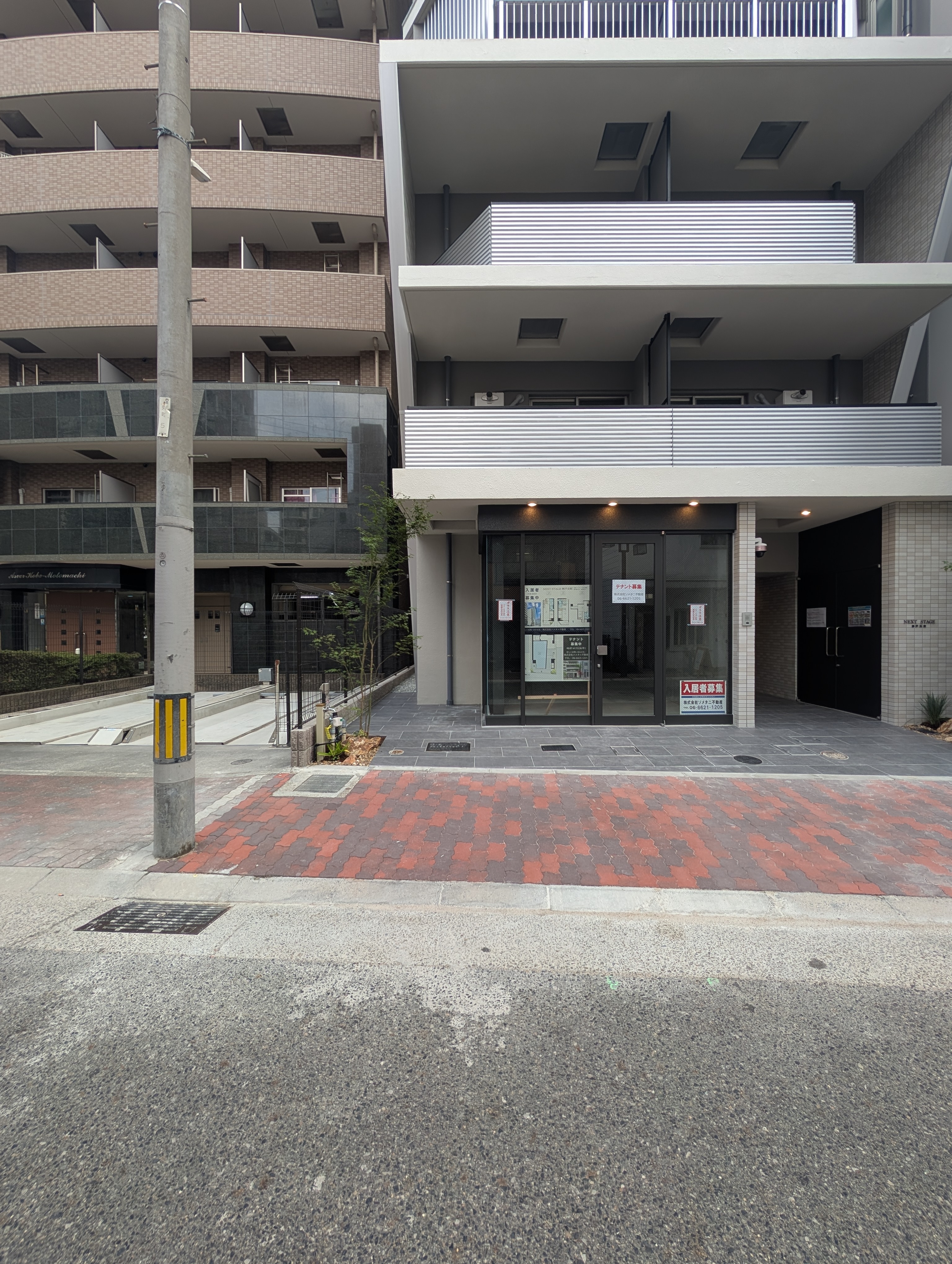 元町（12.36坪）の店舗物件画像 外観・内観1
