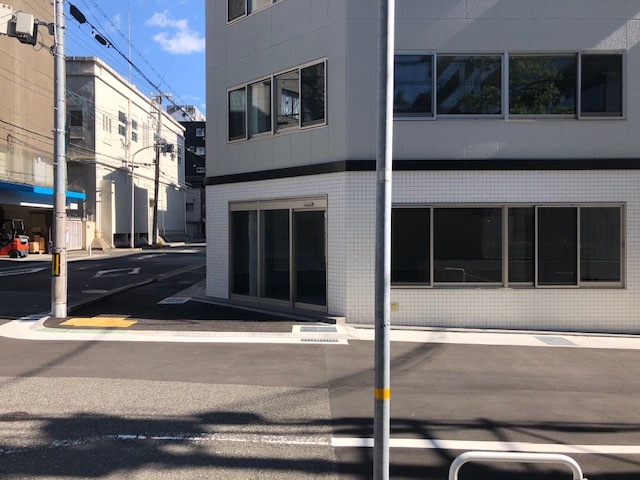 三ノ宮（13.31坪）の店舗物件画像 外観・内観1